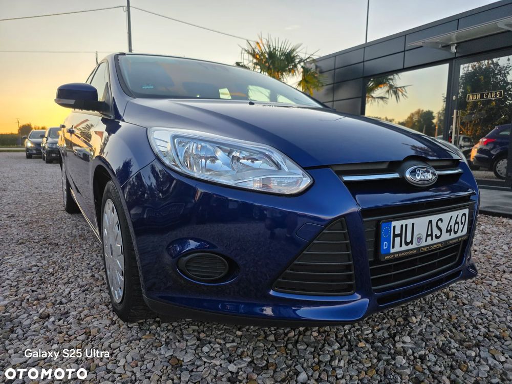 Ford Focus Turnier 1.6 TDCi ECOnetic 99g Start-Stopp-Sy SYNC Edition - 21