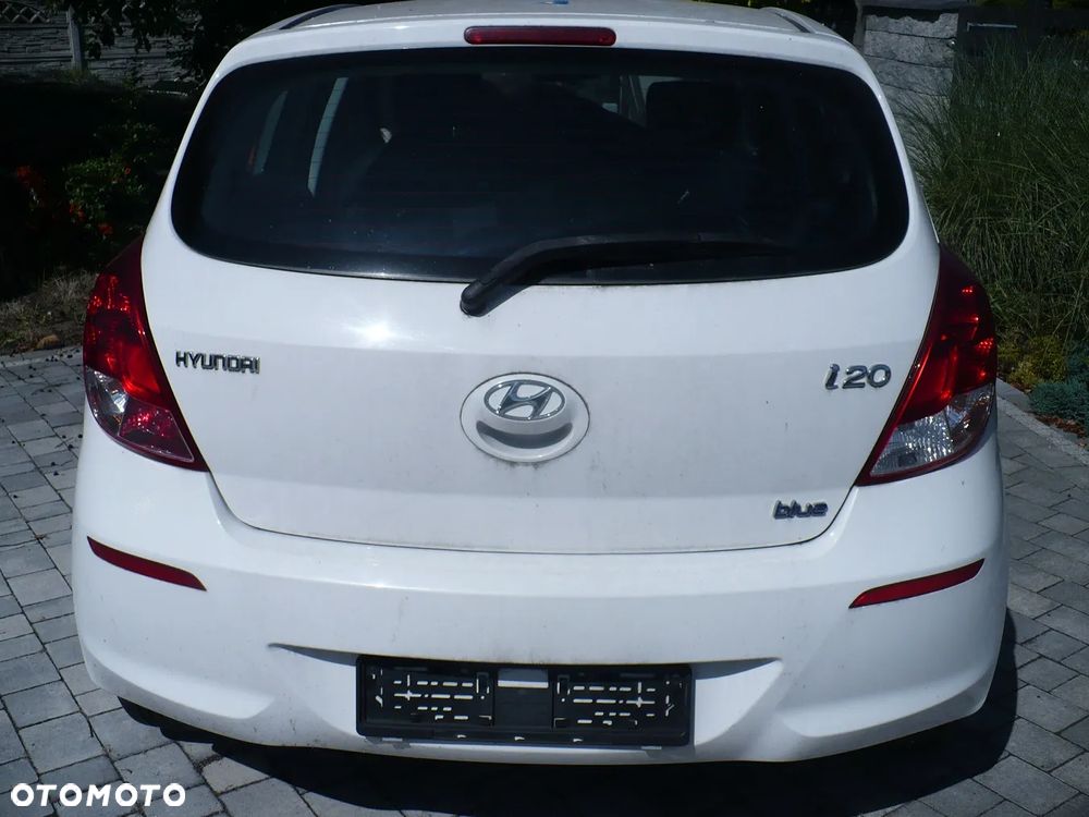 HYUNDAI i20 LIFT 12-14 ZDERZAK TYL KOLOR PHW ORYGI 13R. - 1