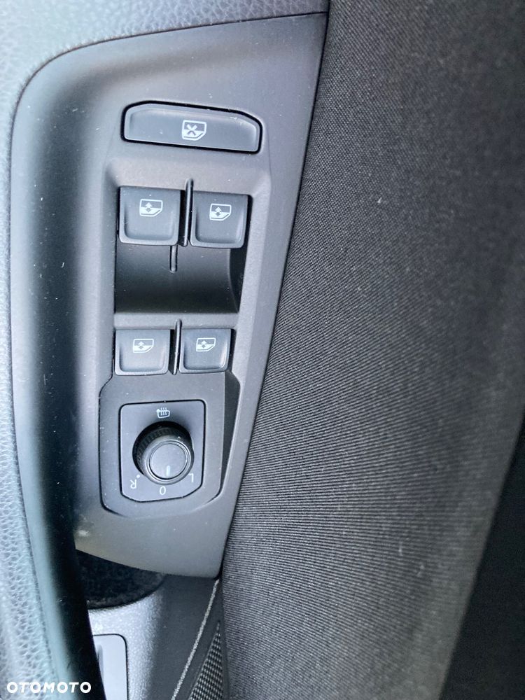 Volkswagen Passat 2.0 TDI EVO Business DSG - 16