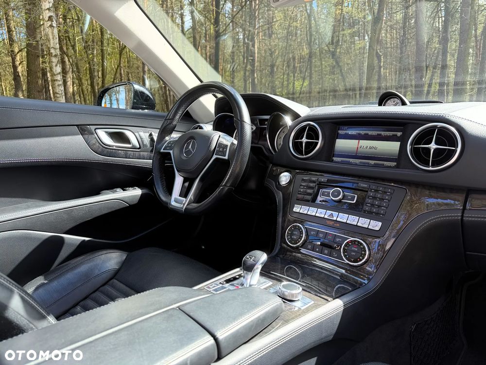 Mercedes-Benz SL - 20
