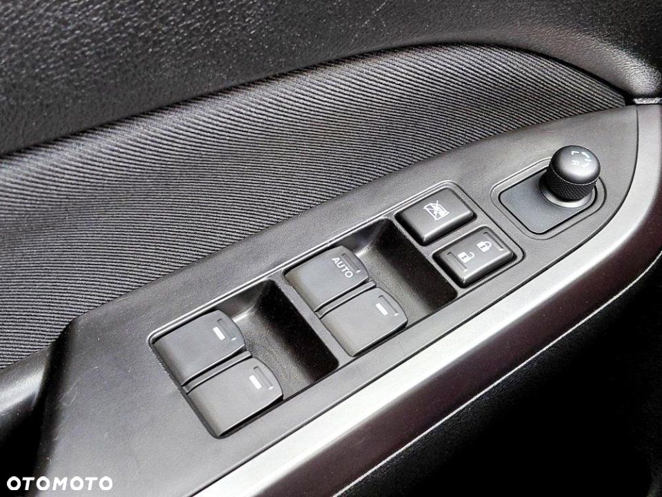 Suzuki Vitara - 12