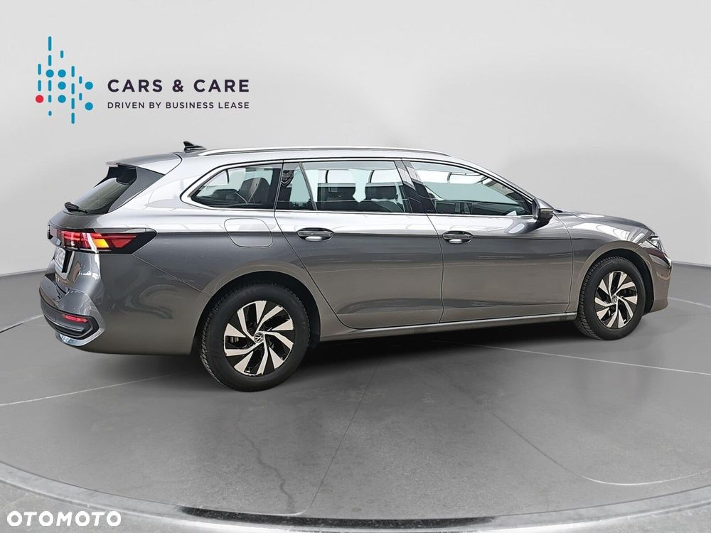 Volkswagen Passat - 23