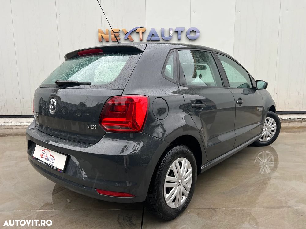 Volkswagen Polo 1.4 TDI CR Comfortline - 3