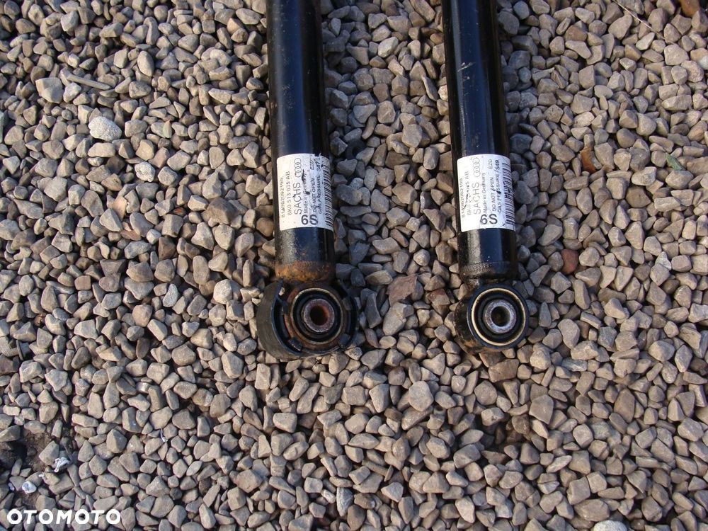 amortyzatory tył komplet audi a4 s4 b8 8k0513035ab - 3