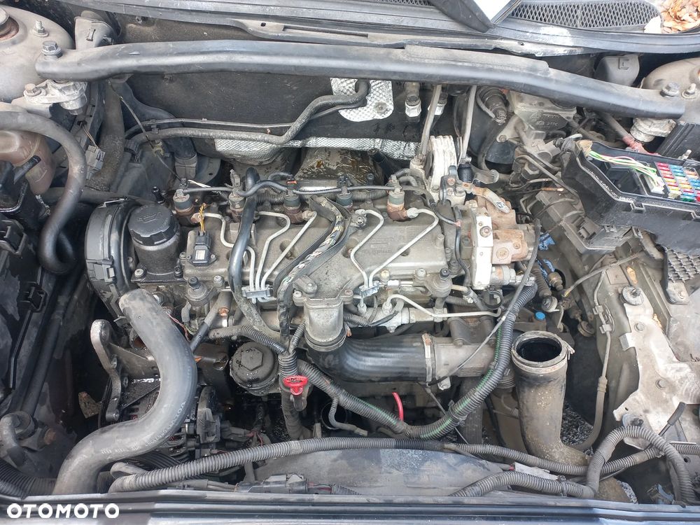 Volvo V70 2.4 Diesel D5 03r silnik kompletny wtryski turbina - 1