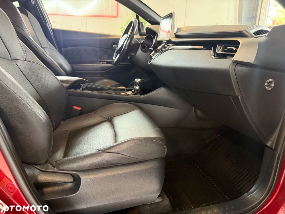 Toyota C-HR Lounge - 9