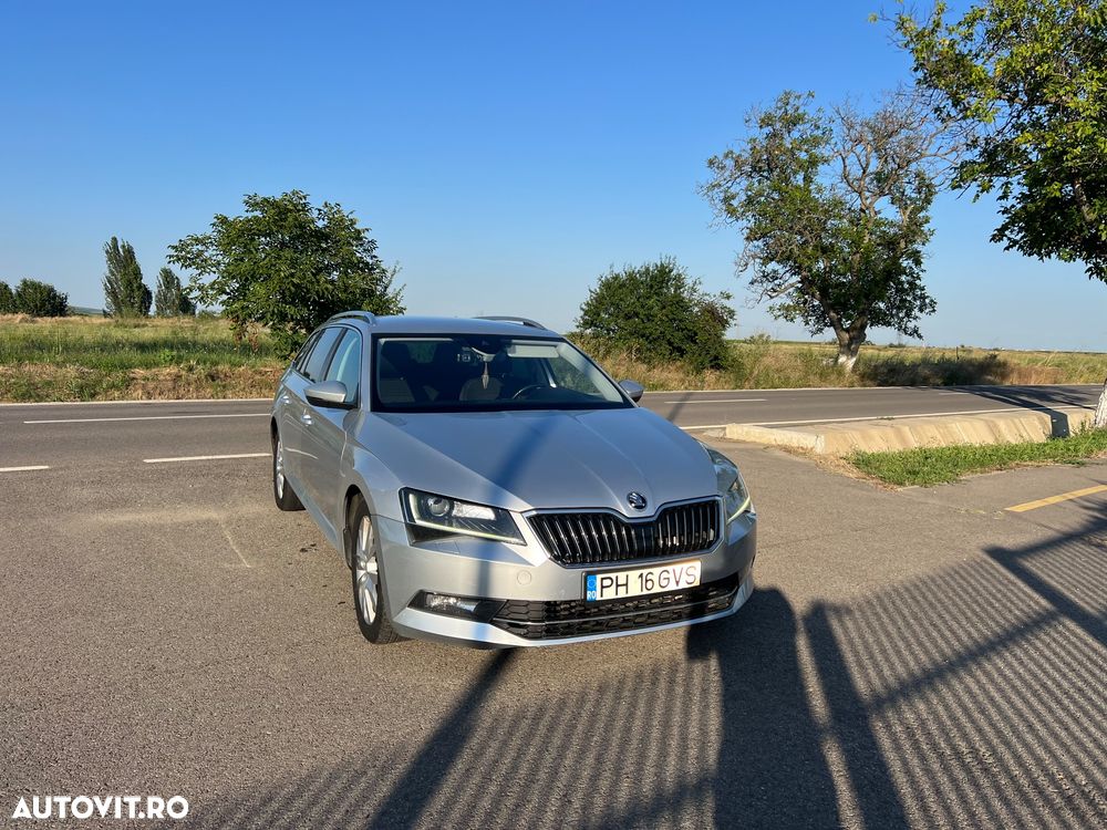 Skoda Superb 2.0 TDI DSG Style - 6
