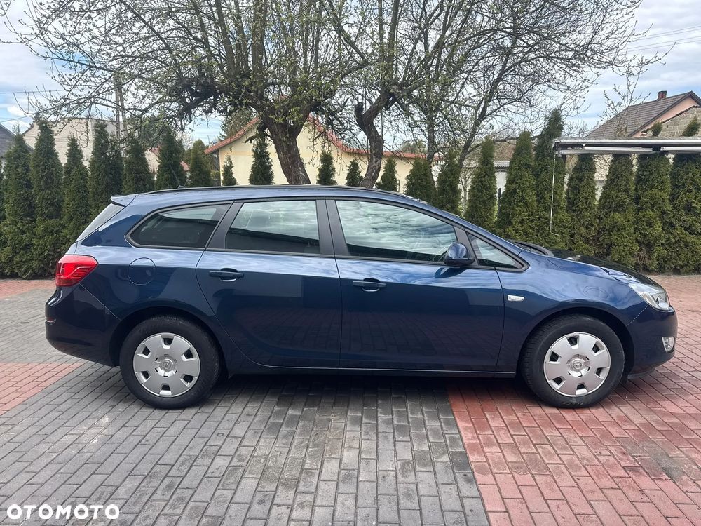 Opel Astra - 4