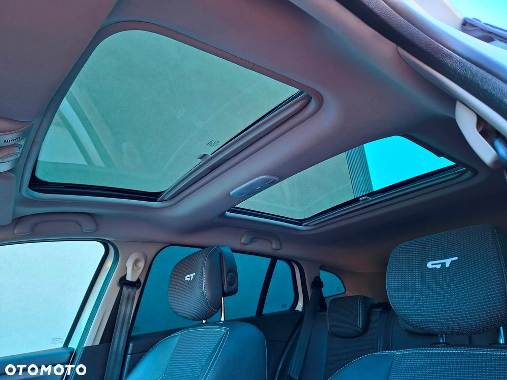 Renault Megane TCe 220 Start & Stop GT 220 - 35