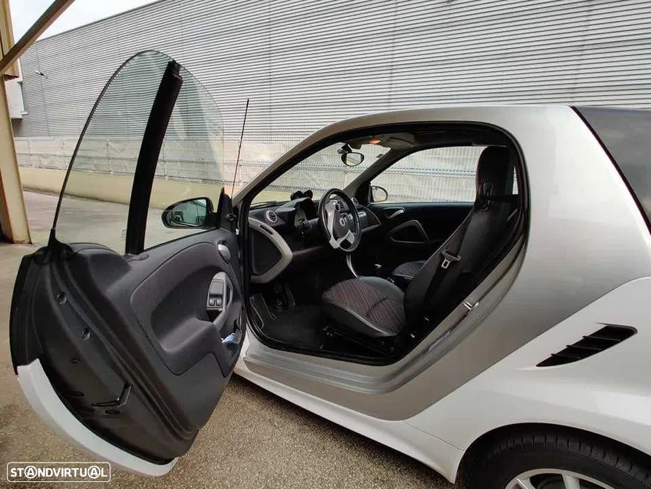 Smart ForTwo Coupé 1.0 mhd Passion 71 - 4