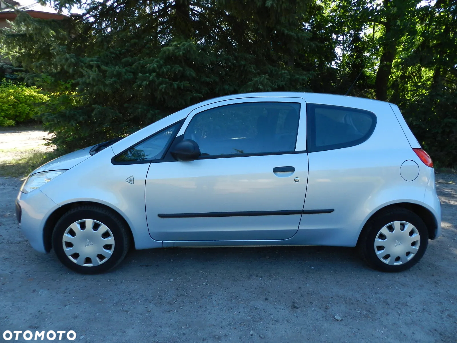 Mitsubishi Colt - 7