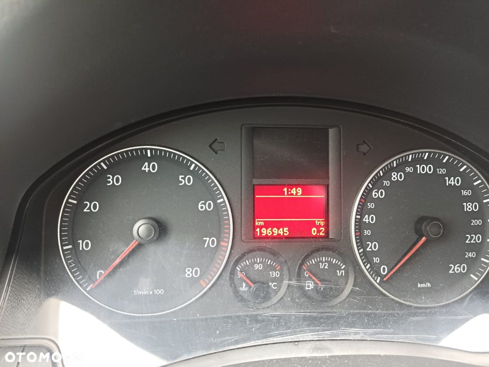 Volkswagen Golf - 9