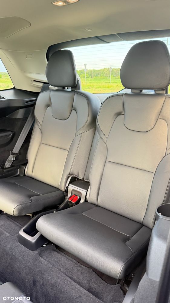 Volvo XC 90 B5 B AWD Plus Bright - 32