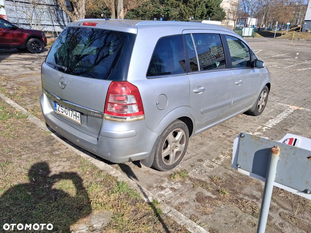 Opel Zafira 1.7 CDTI Enjoy - 4