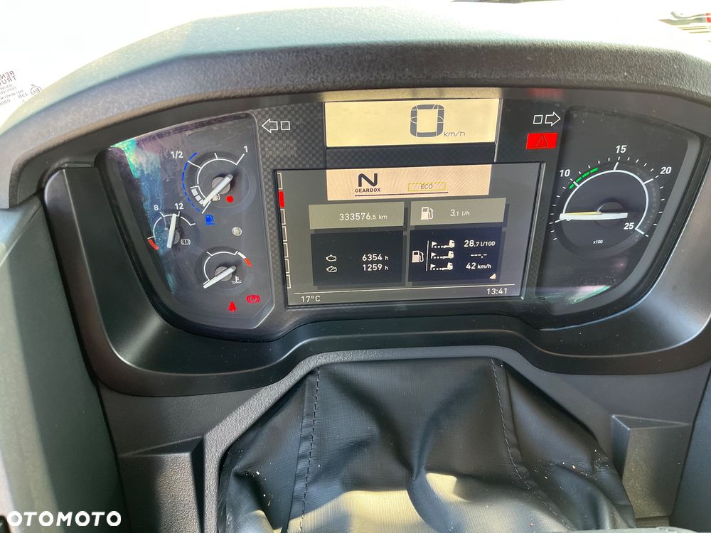 Renault T480 TC High Sleeper Cab - 9