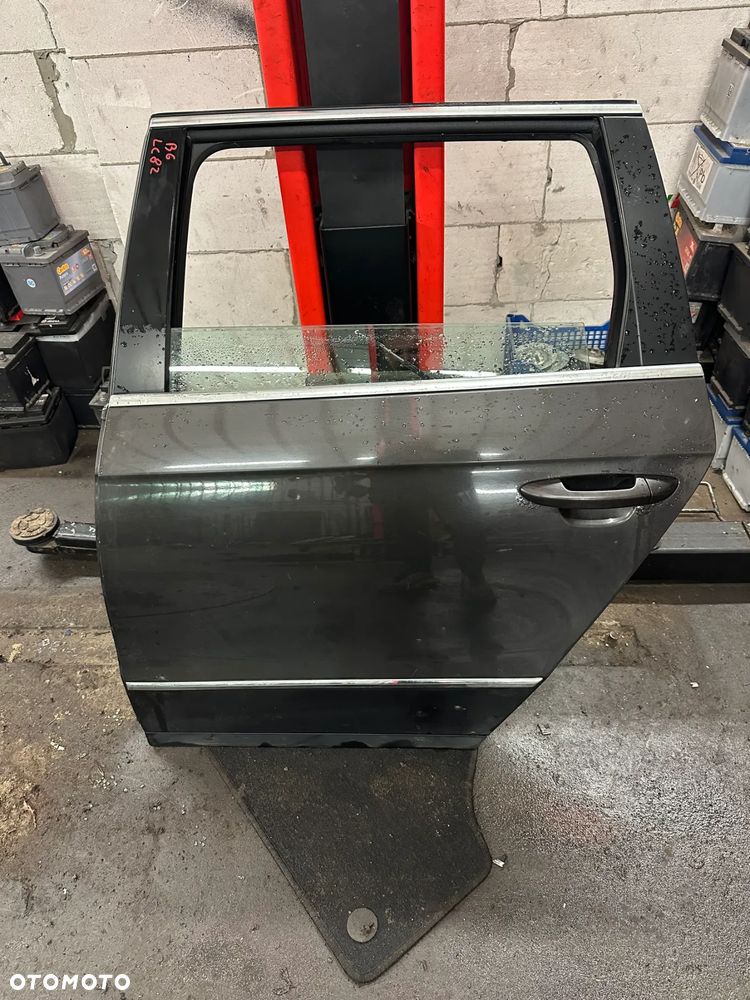 VW PASSAT B6 KOMBI LC8Z DRZWI LEWE TYLNE KOMPLETNE