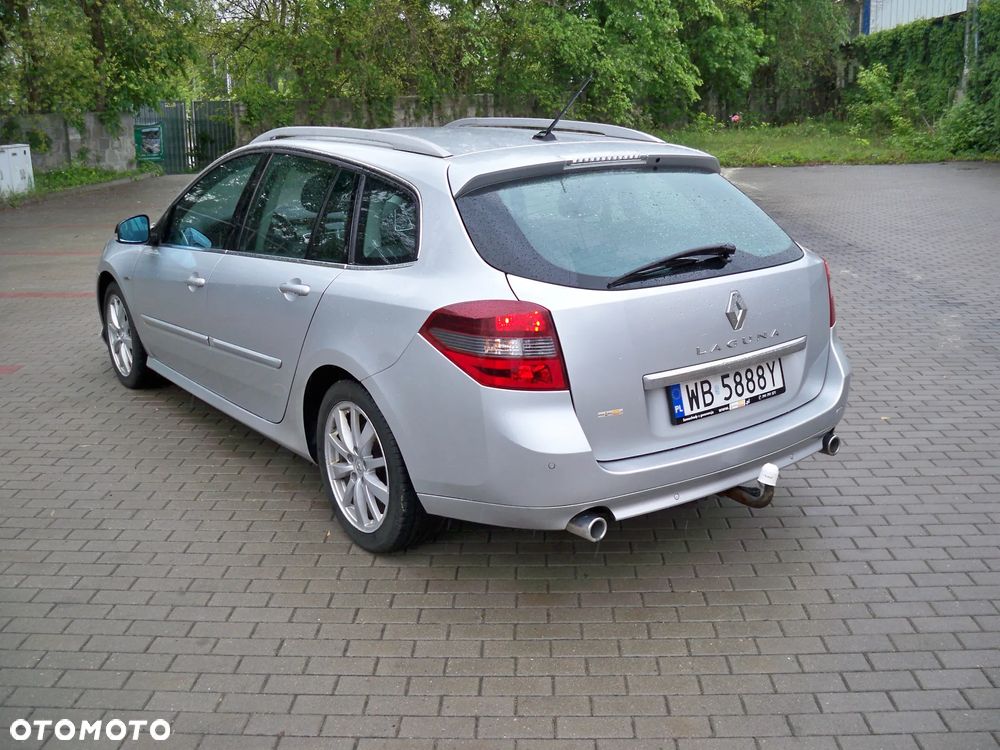 Renault Laguna dCi 175 FAP Bose Edition - 10