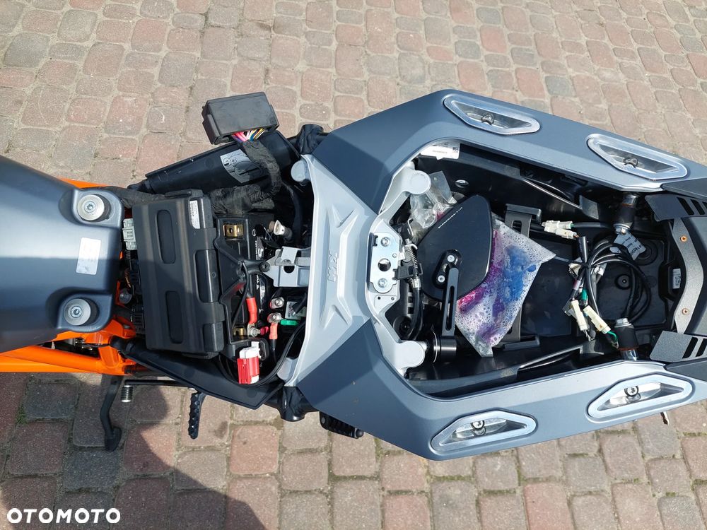 KTM Super Duke - 16