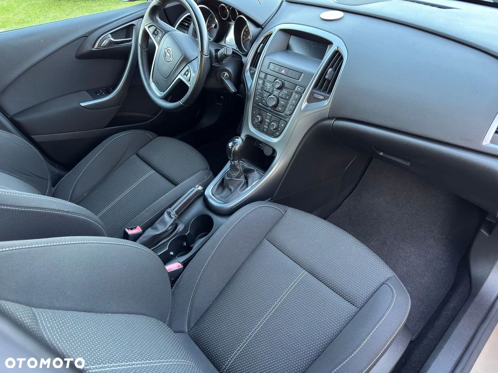 Opel Astra - 8