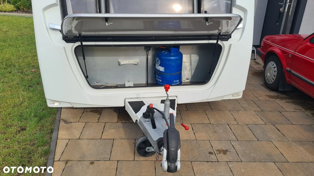 Elddis Avante - 10