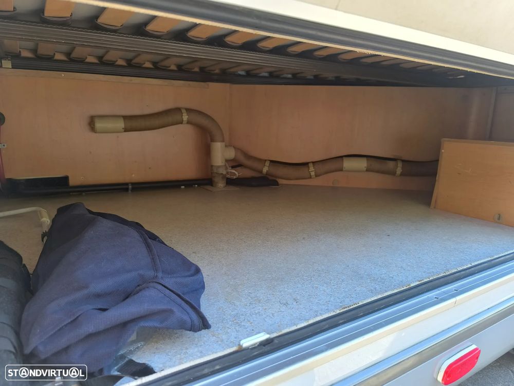 Hymer Tramp 5 lugares livrete - 22