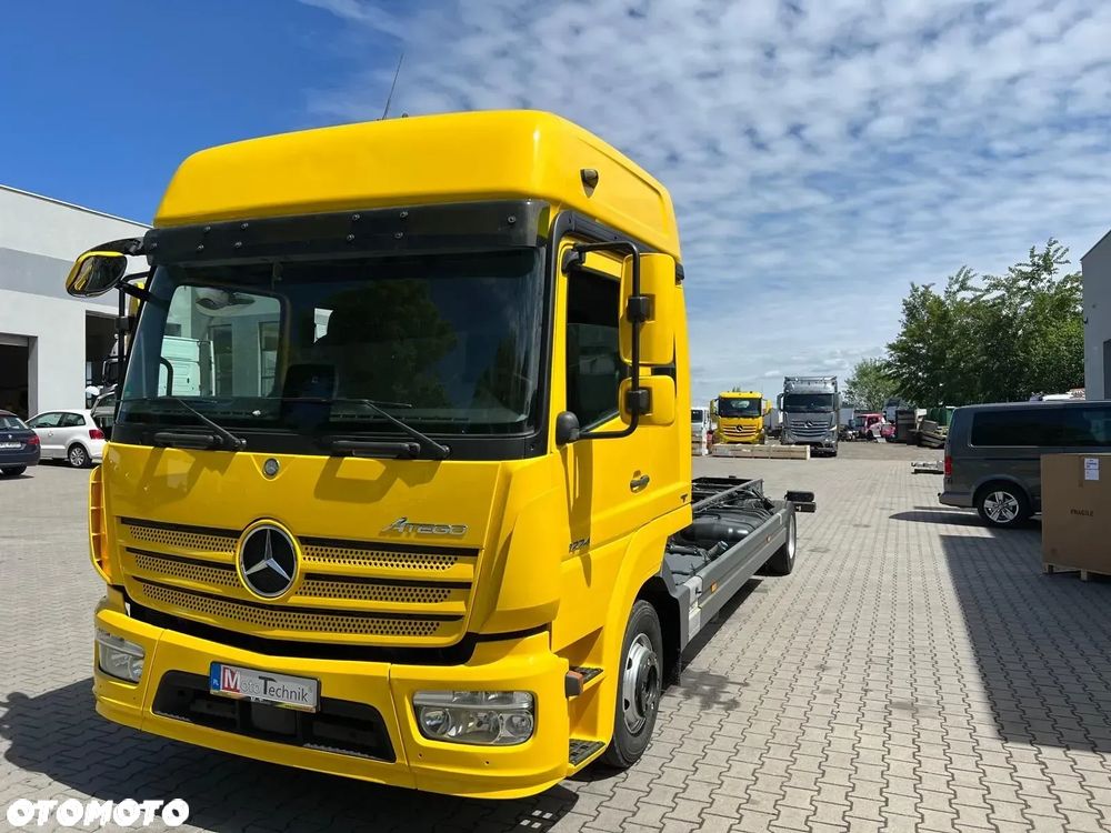 Mercedes-Benz ATEGO - 17