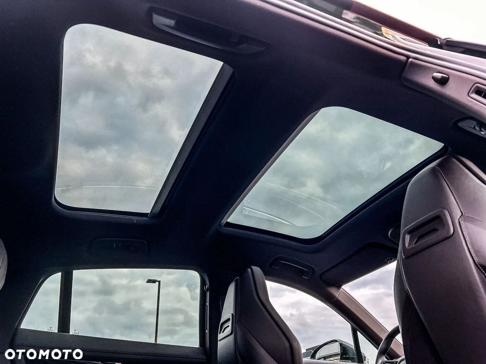 Porsche Panamera Standard - 12