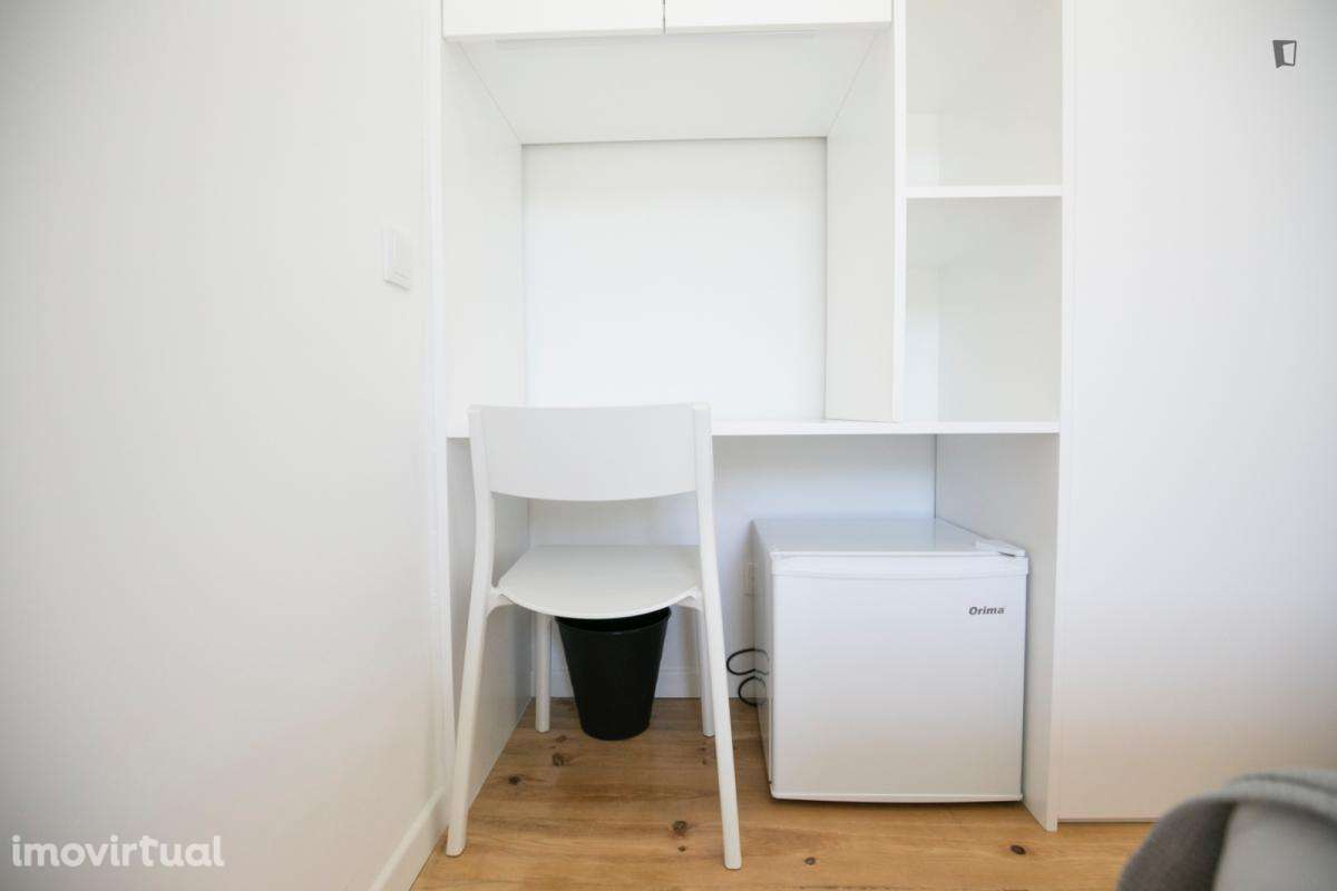 Quarto - localizado em Carcavelos Lisbon - Grande imagem: 5/51