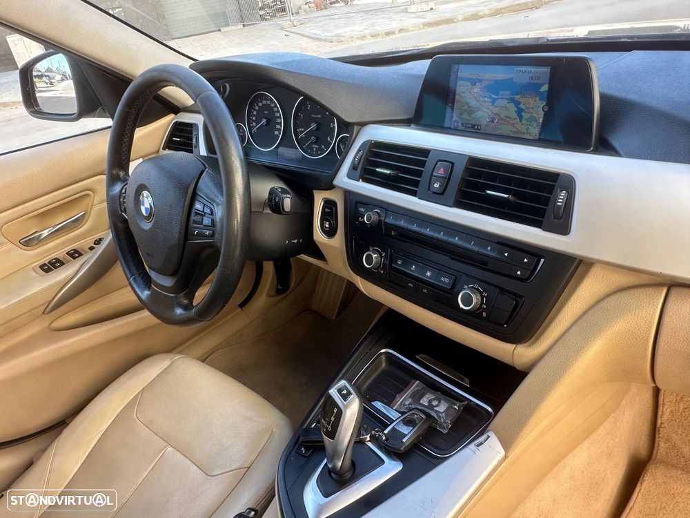 BMW 318 d Auto Line Luxury - 21