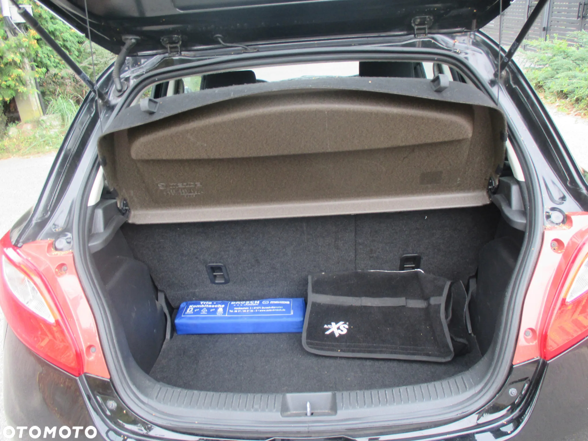 Mazda 2 1.3 Independence - 12