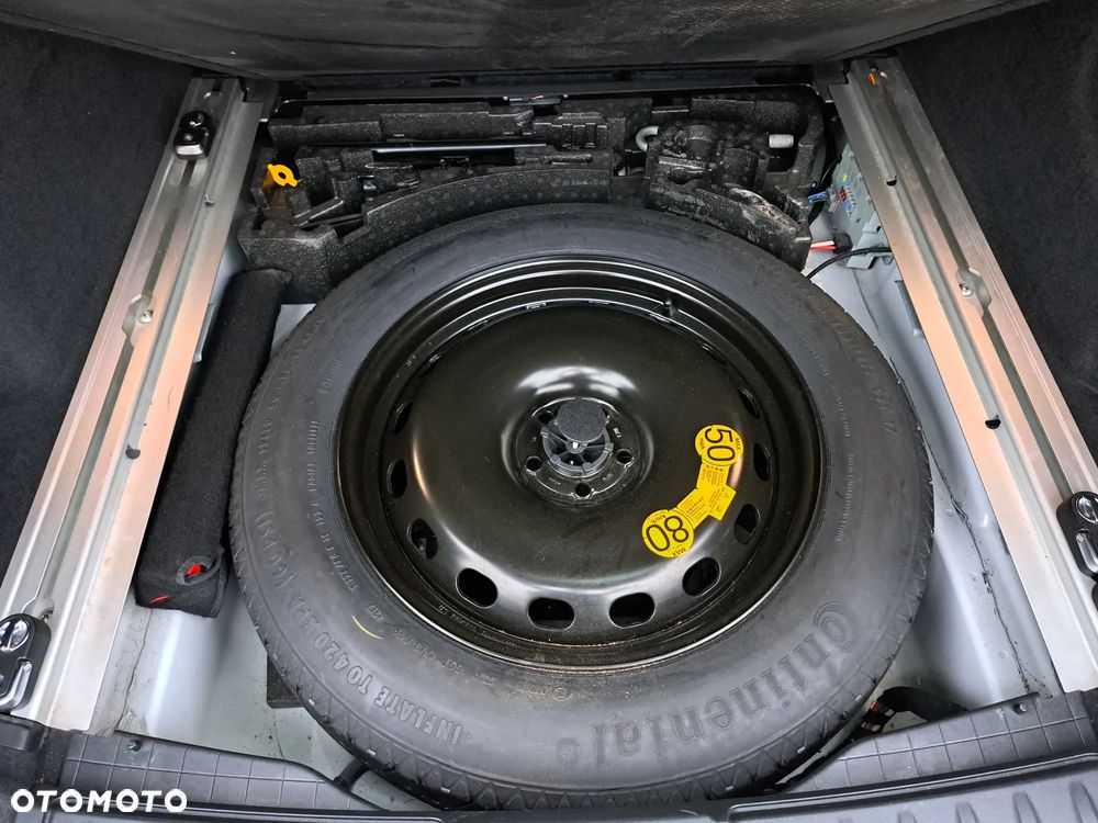 Jaguar F-Pace 2.0 i4P AWD R-Sport - 26