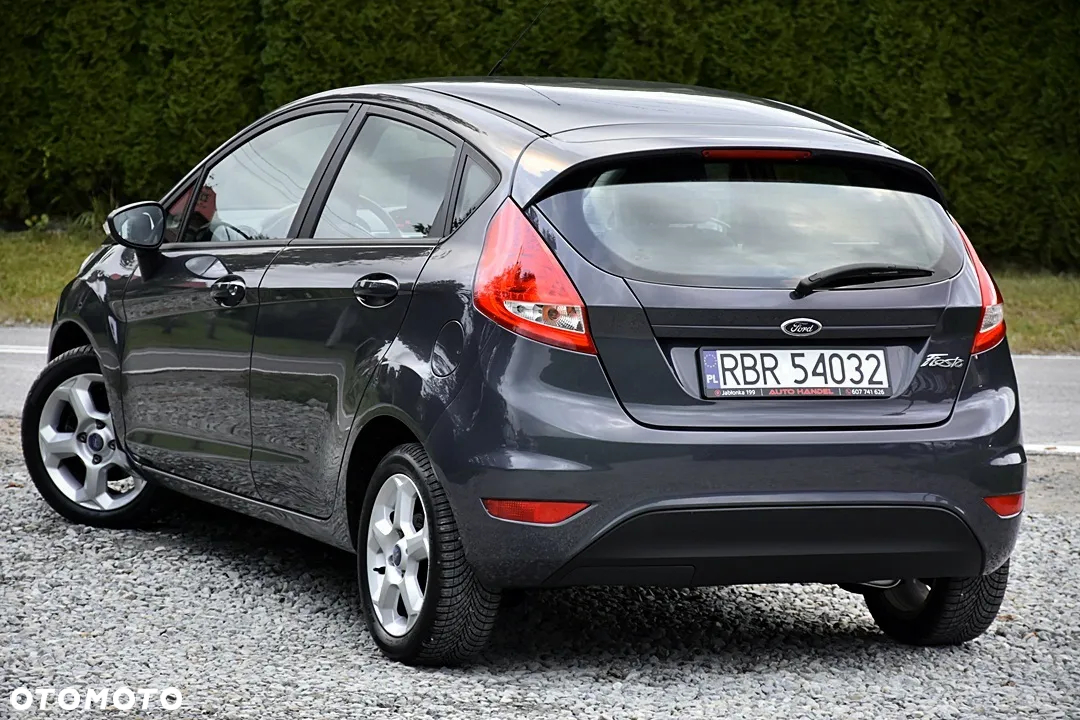 Ford Fiesta 1.25 Platinium X - 4