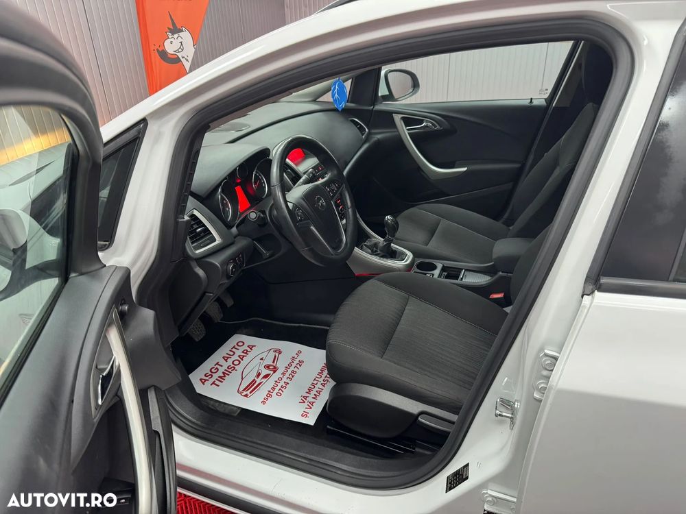 Opel Astra - 11