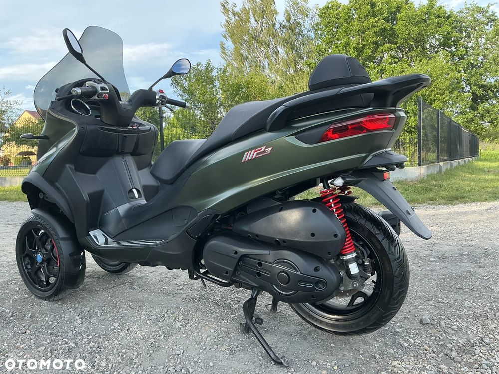 Piaggio MP-3 - 6