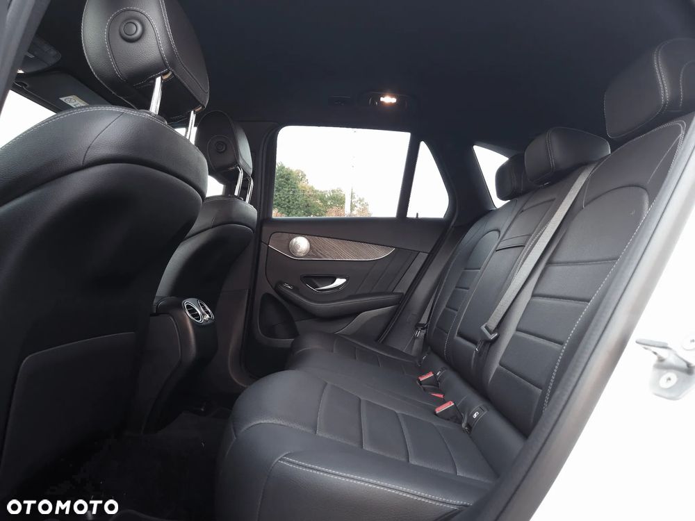 Mercedes-Benz GLC 200 d 4-Matic - 14
