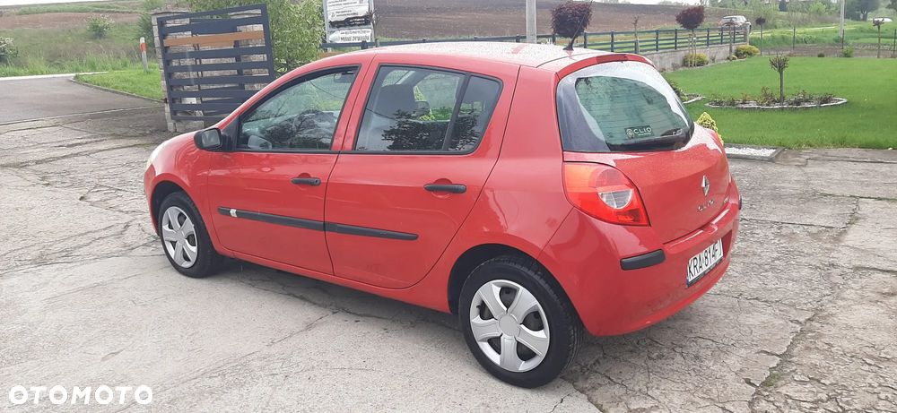 Renault Clio - 5
