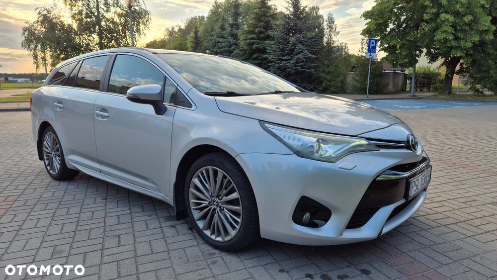 Toyota Avensis 2.0 D-4D Prestige - 5