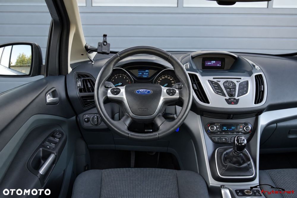 Ford Grand C-MAX - 33