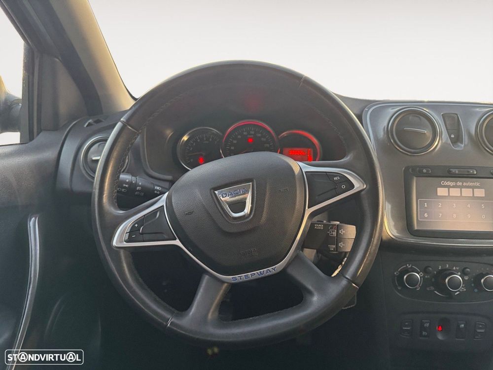 Dacia Sandero 0.9 TCe Stepway - 12