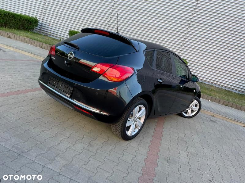 Opel Astra - 25