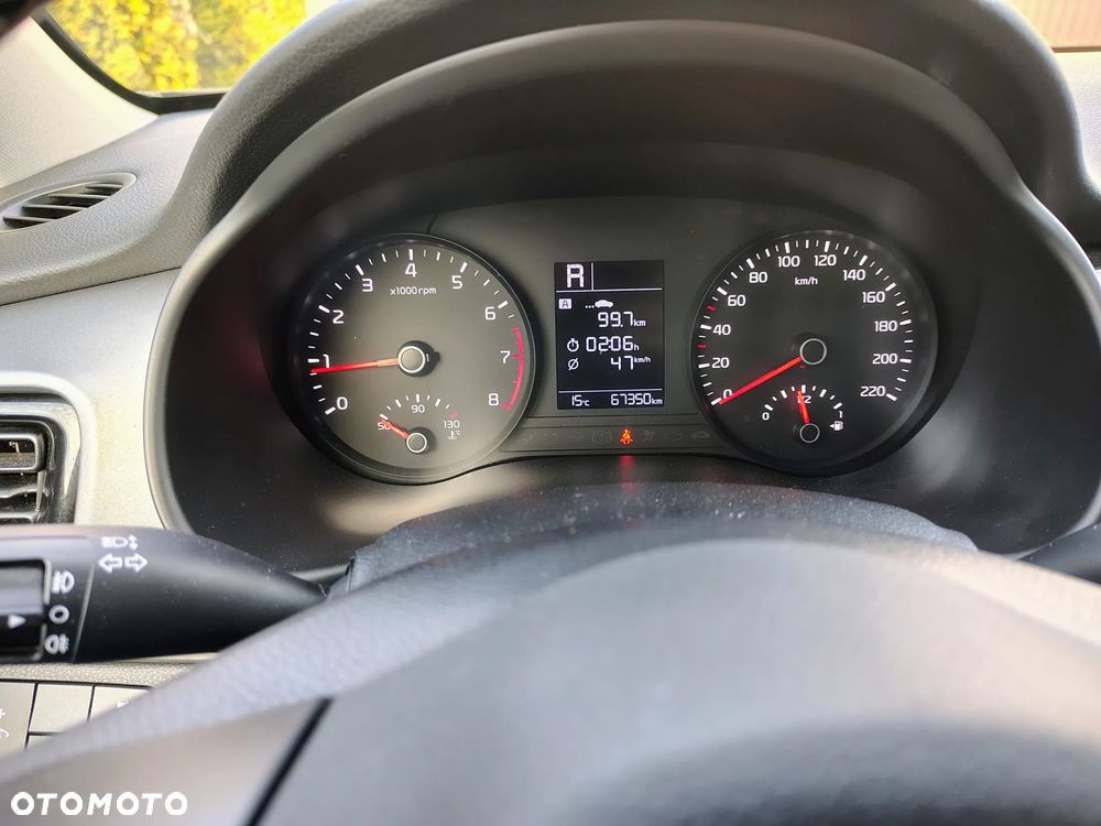 Kia Stonic 1.4 L - 12