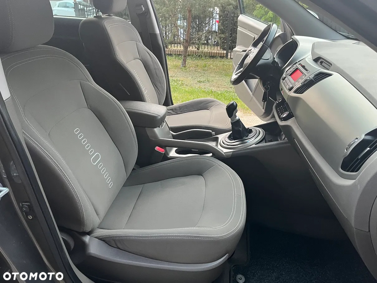 Kia Sportage 1.7 CRDI Business Line 2WD - 12