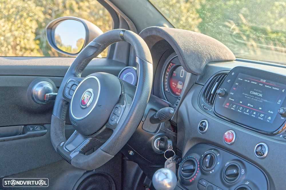 Abarth 695C 1.4 T-Jet — fotografia 20