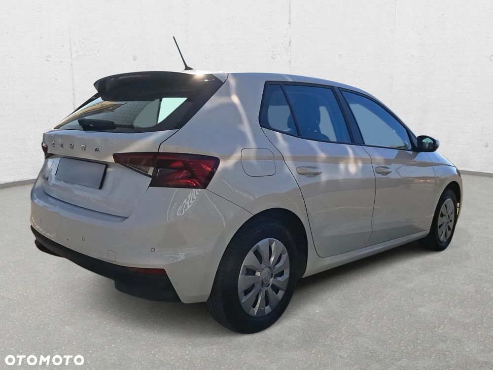 Skoda Fabia - 6