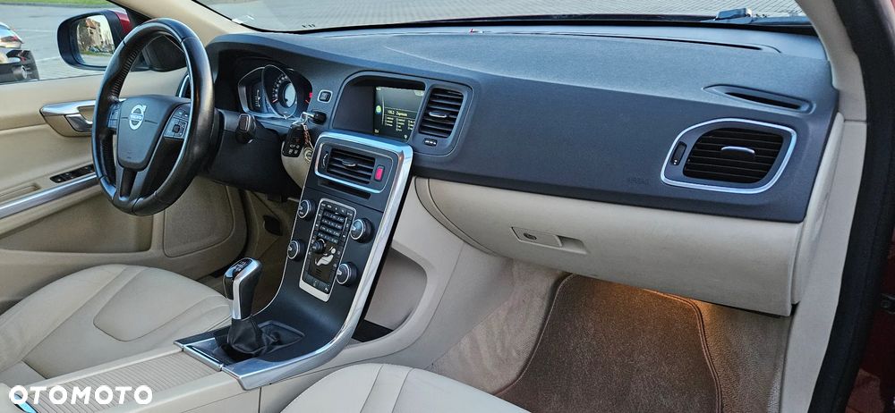 Volvo S60 D2 Drive-E Summum - 10