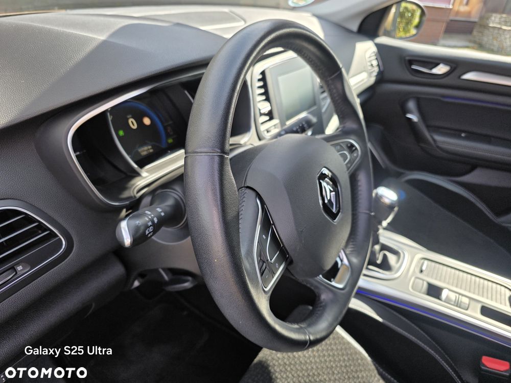 Renault Megane ENERGY TCe 100 EXPERIENCE - 14