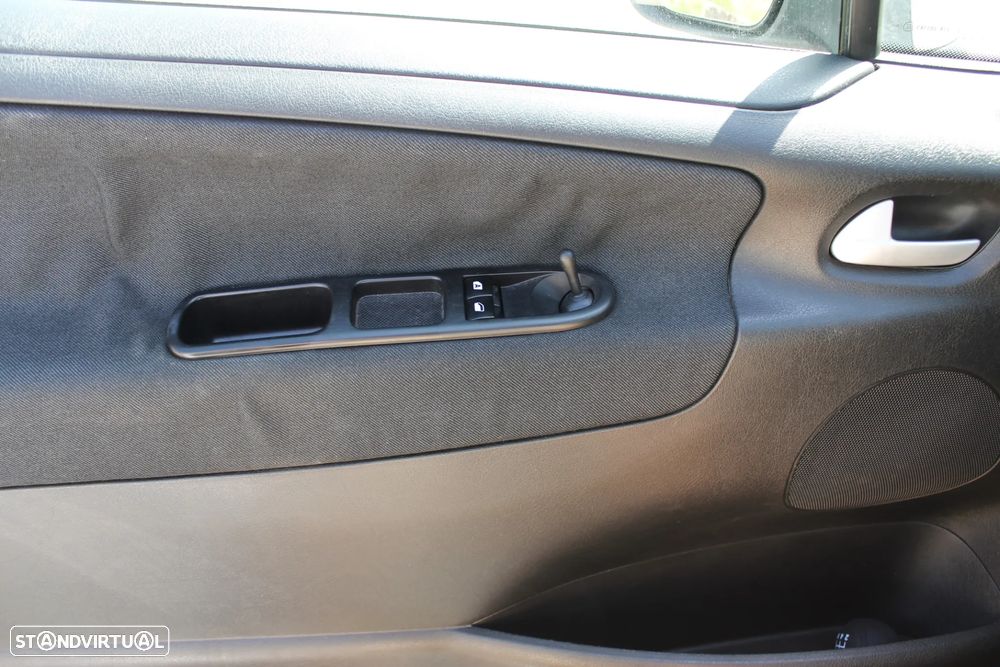 Peugeot 207 1.4HDI - 17