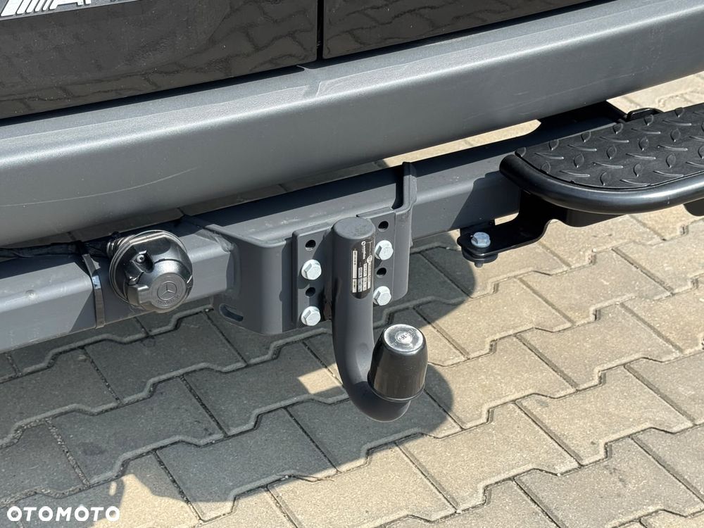 Mercedes-Benz Sprinter - 12