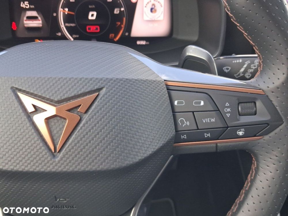 Cupra Formentor 1.5 TSI DSG - 32