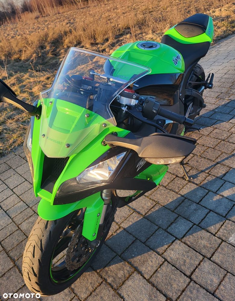 Kawasaki ZX - 3
